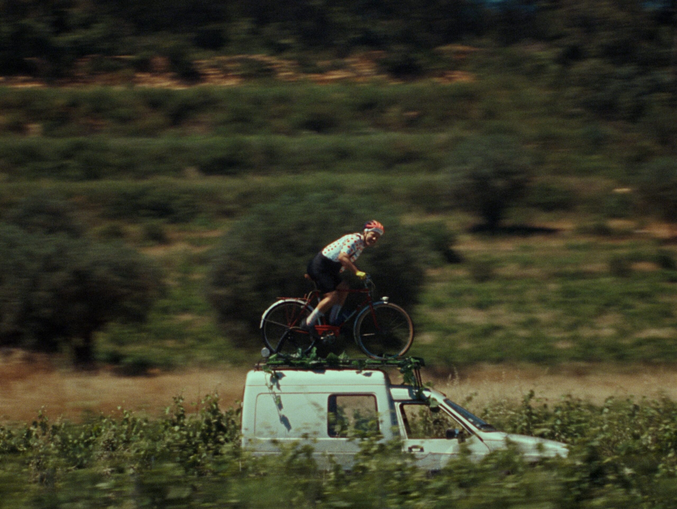 MOVED TOGETHER - SNCF x Tour de France — still 5