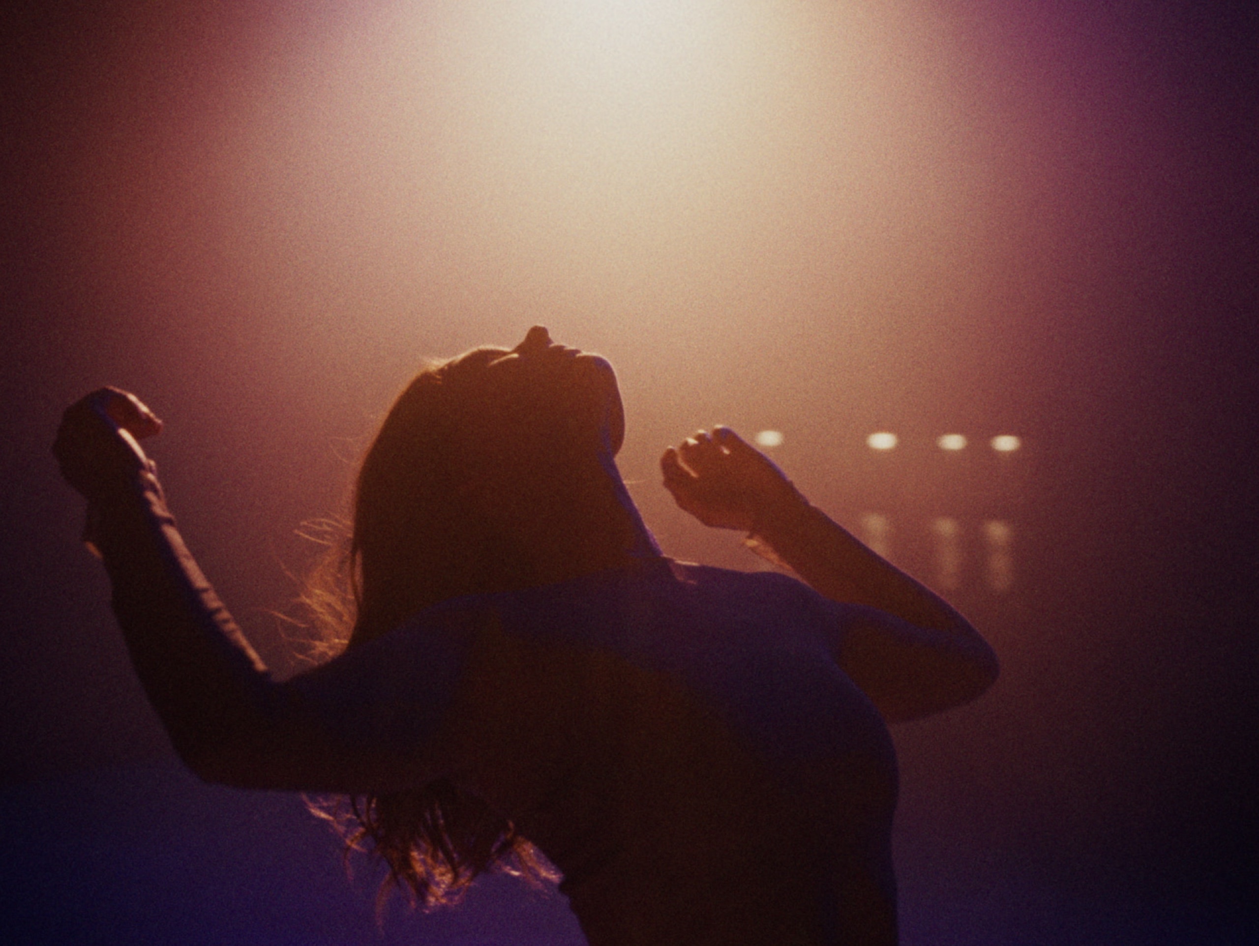 Falling — still 5