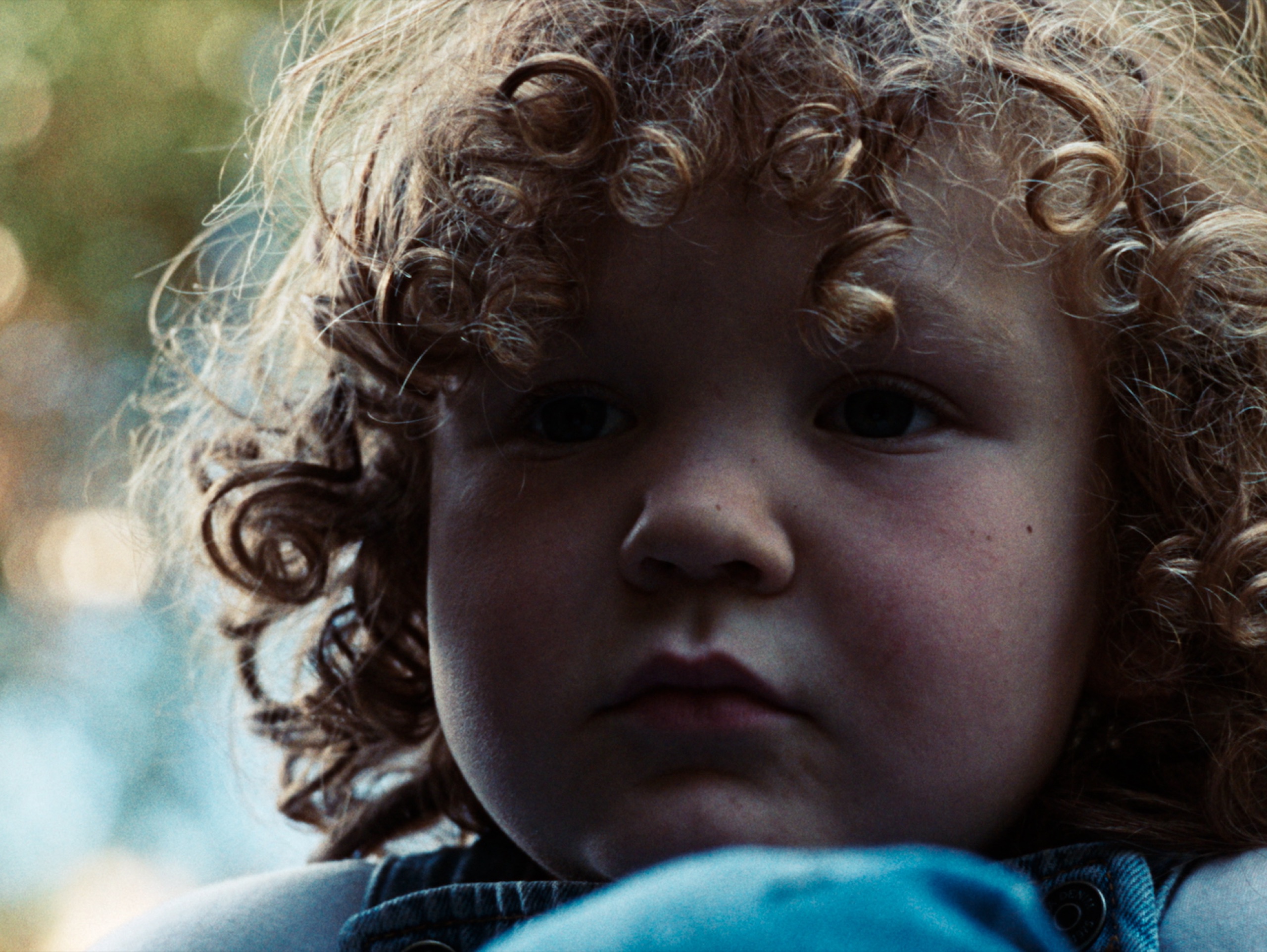 La Poule Noire — still 5